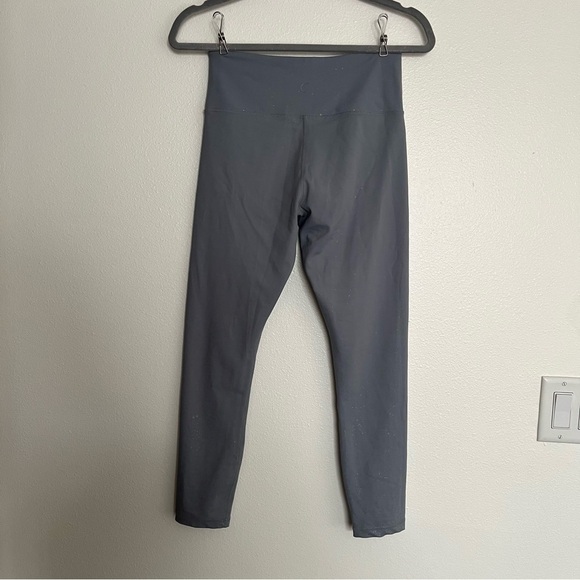 ZYIA Active 7/8 length blue shimmer workout leggings size Medium / 6-8 - Picture 6 of 9